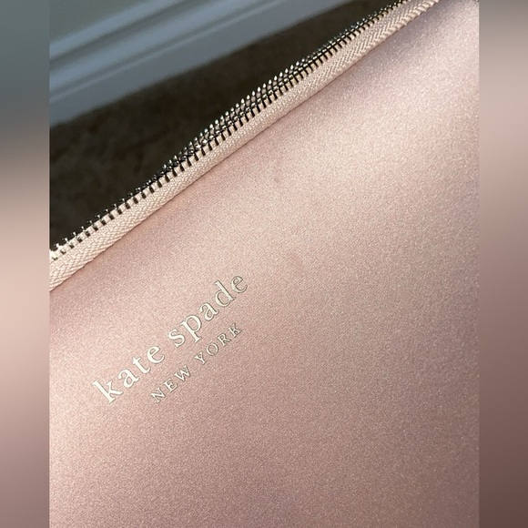 Kate Spade Laptop Sleeve - Picture 7 of 9